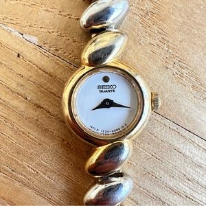 Ultra Rare Seiko ladies two tone dainty dress watch NEW BATTERY